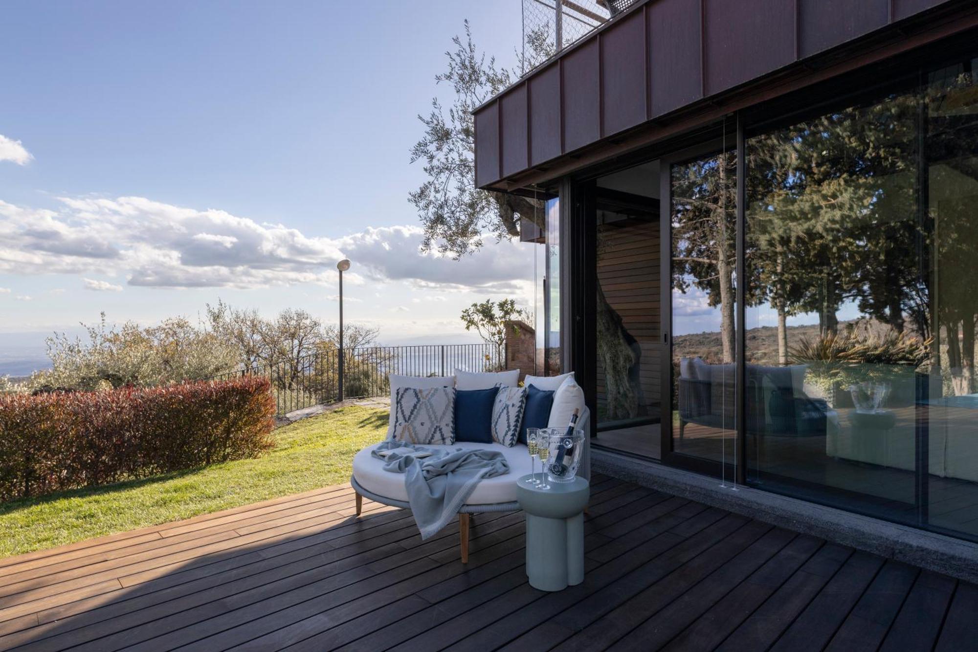 Scialaj Villa Di Lusso Sull'Etna Con Piscina E Vista Mare Ragalna Экстерьер фото